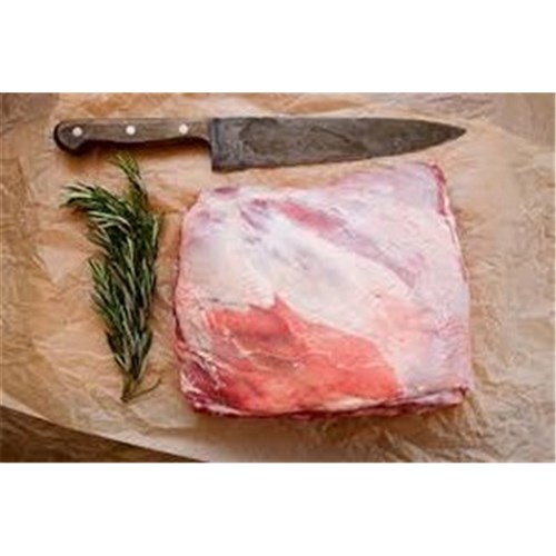 LAMB SHOULDER -SQUARE CUT 